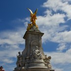 Relaxing and reflecting by the Victoria Memorial